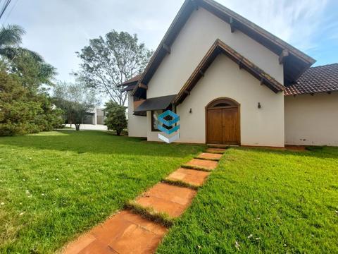 Casa à venda em Cianorte, Conjunto Century Park, com 1 suíte, com 189.32 m²